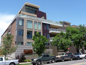 2012-06-10_zuni_corners_neighbor1